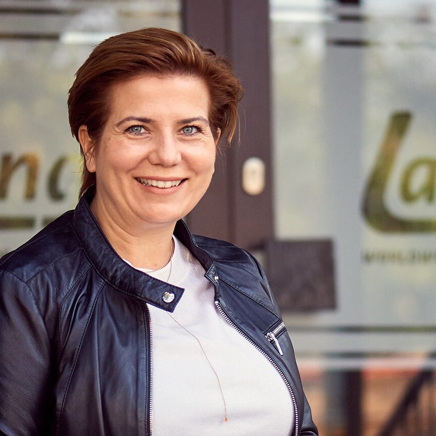 Benimmkurse bei Elmayer und sanfte Riesen